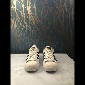 Adidas Superstar